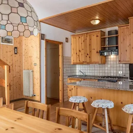 Casa Delle Ortensie Calceranica Al Ospitar Apartment *