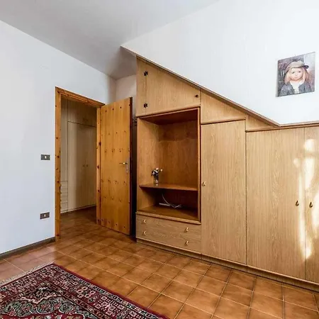 Casa Delle Ortensie Calceranica Al Ospitar